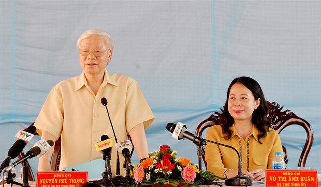 Tổng Bí thư Nguyễn Phú Trọng đánh giá cao mô hình nuôi cá tra xuất khẩu đạt hiệu quả kinh tế cao ở Mỹ Phú
