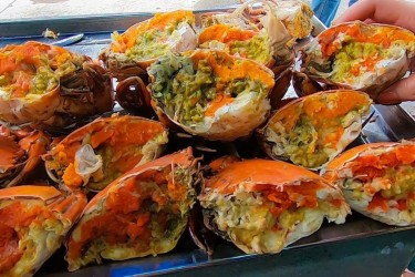 Đặc sản cua gạch Cà Mau ngâm nước mắm giá gần 1 triệu đồng/kg