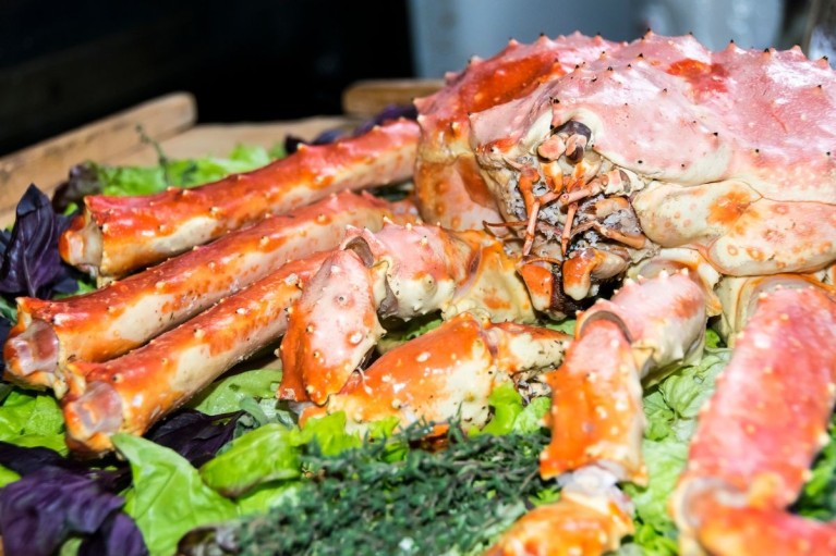 Cứ 4 cua hoàng đế xuất sang châu Á, người Việt tiêu thụ 1 con